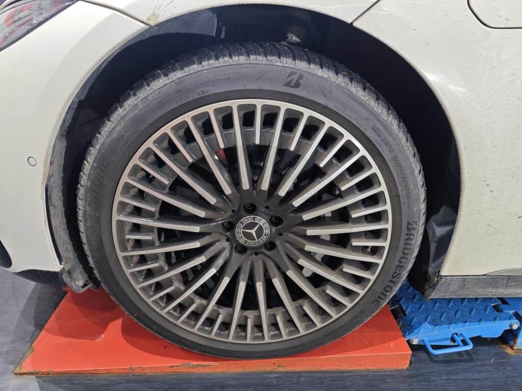 Mercedes Benz EQS 580