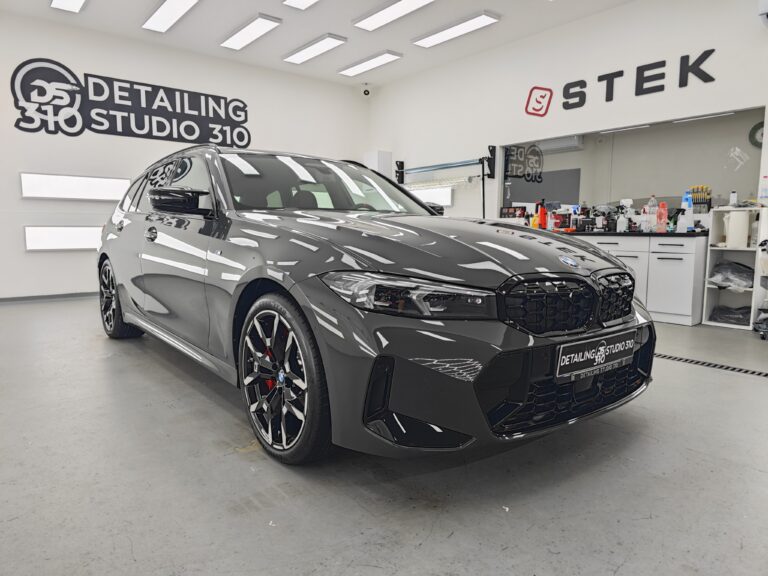 Чисто ново сиво BMW M340 комби със защитно PPF фолио и керамика в Detailing Studio 310 София