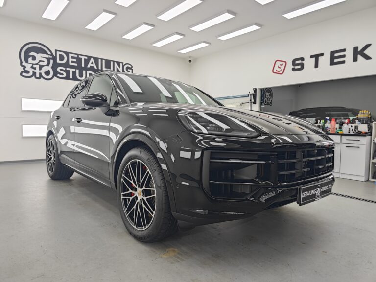 Черно Porsche Cayenne S след цялостна корекция на лака, PPF фолио и керамично покритие в Detailing Studio 310 София